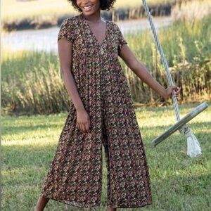 Natural Life Avery Wide Leg Cropped Jumpsuit Floral Size L/XL